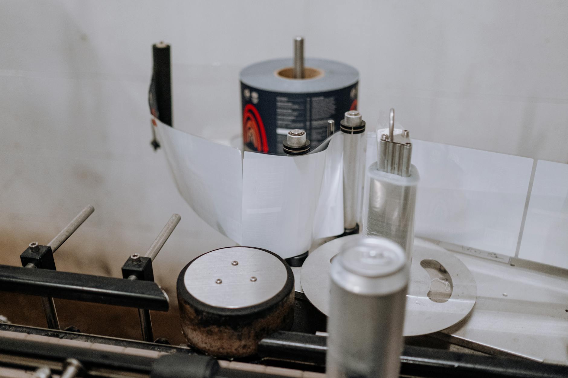 AI 생성물 표시제: 포털, 플랫폼, 게시자 확대 적용 계획