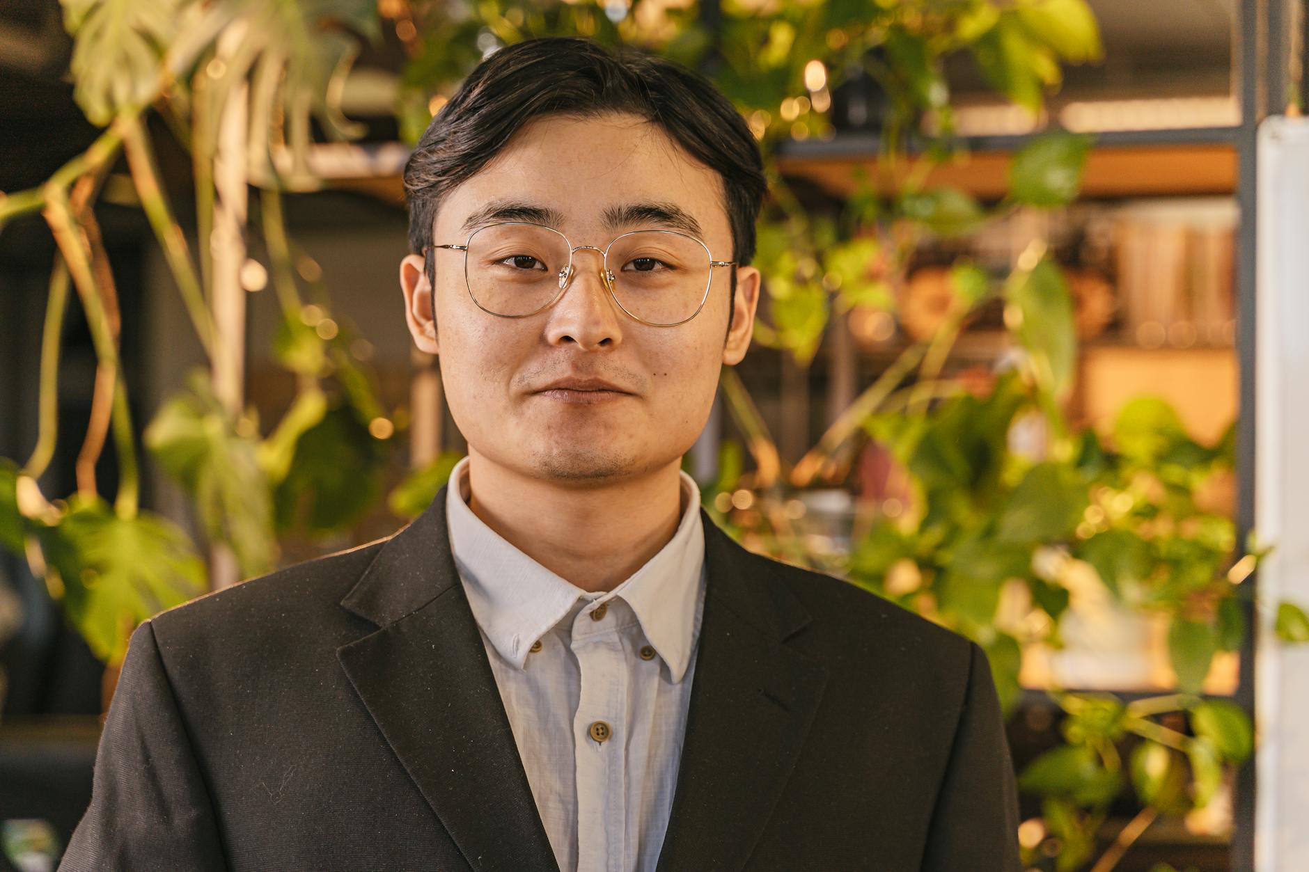 안성재 유튜브 폭주 비판, 사과 직후 업로드 논란