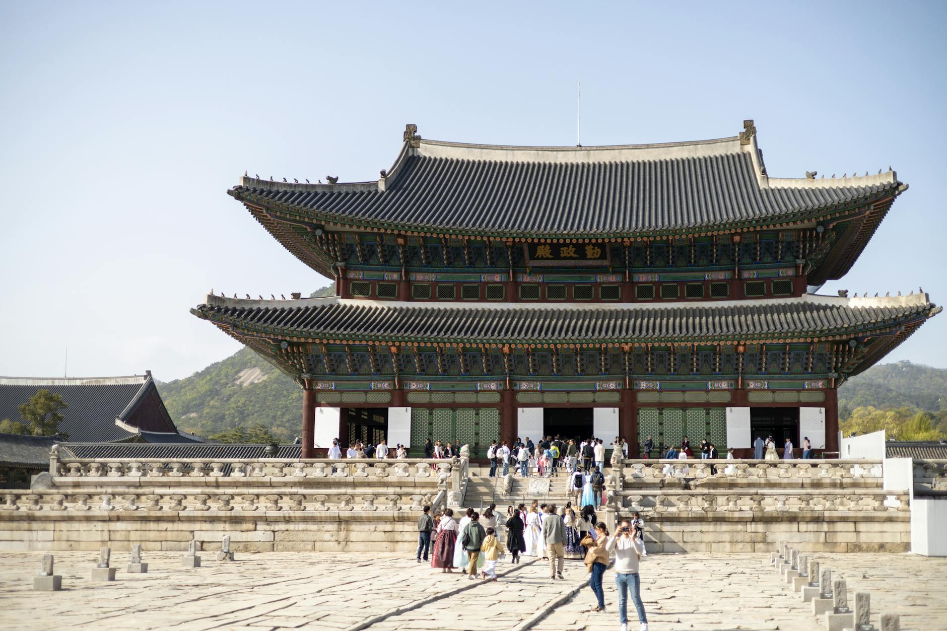 고향 셔틀외교 성과와 한일 정상회담의 중요성 featured image 770