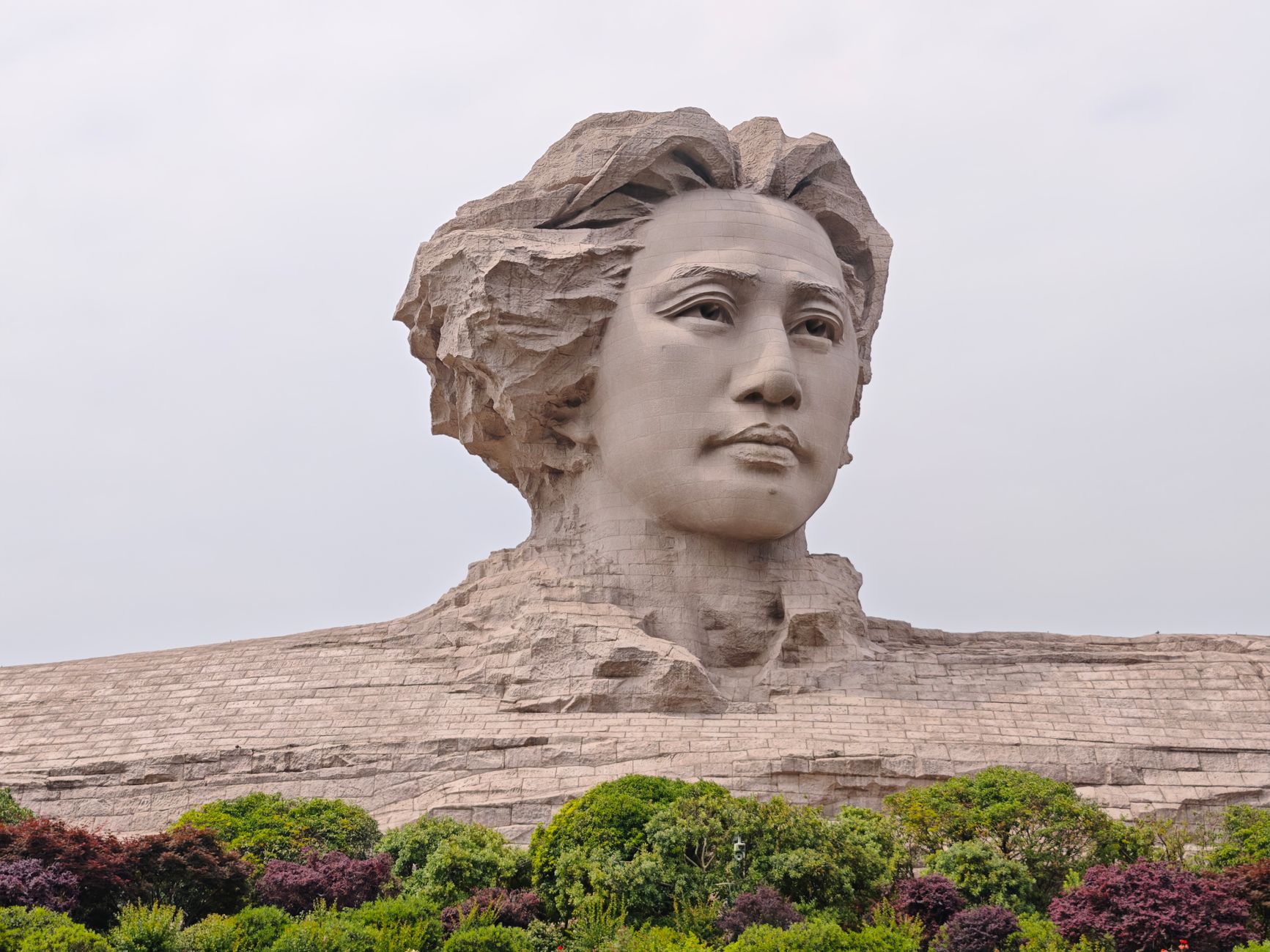 김정은, 마오쩌둥 장남묘 참배로 조중 관계 강화 의지 표명