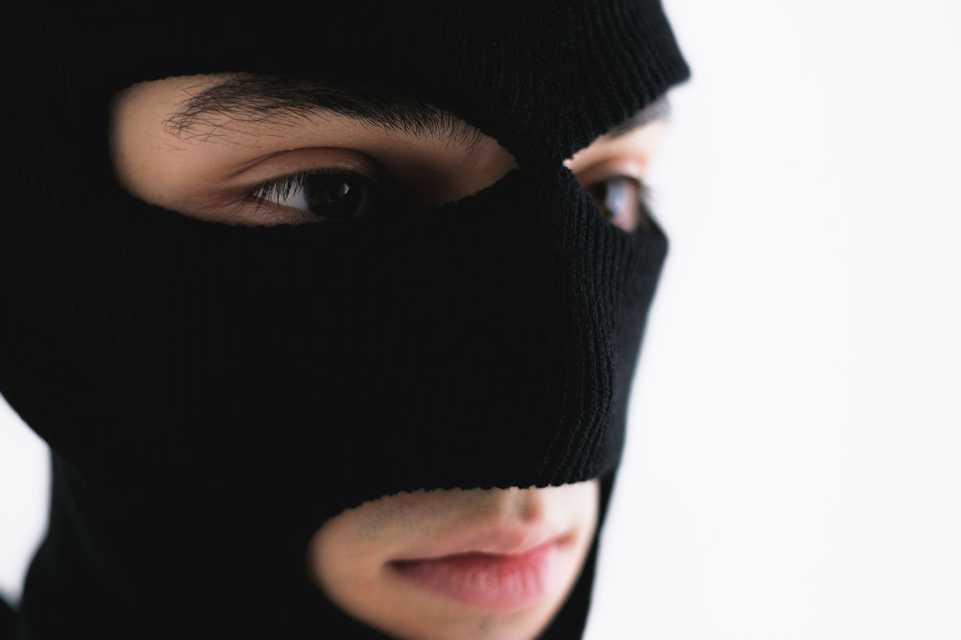 안보현의 흥행 저력과 ‘재벌X형사2’의 안방극장 매력 분석 featured image 1131